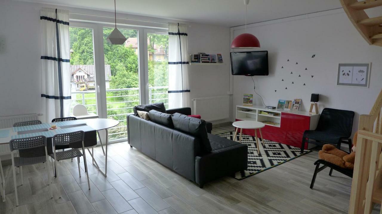 Apartament Rodzinny Plus Mountain Aparts Swieradow-Zdroj Exterior photo